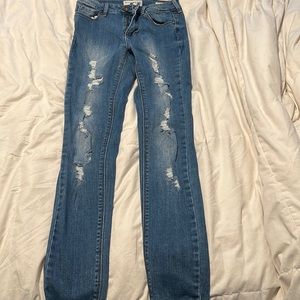 Bullhead High Rise Skinniest distressed jeans